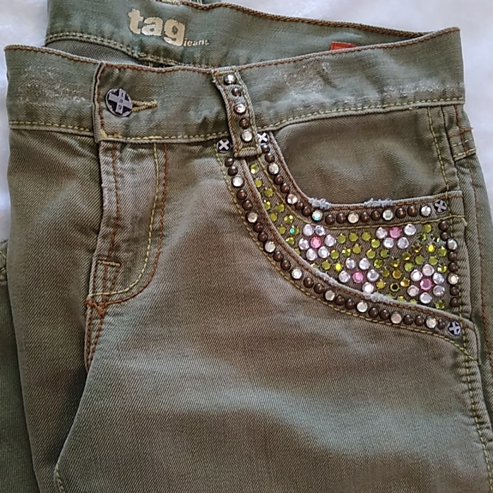 Tag Embellished Jeans
